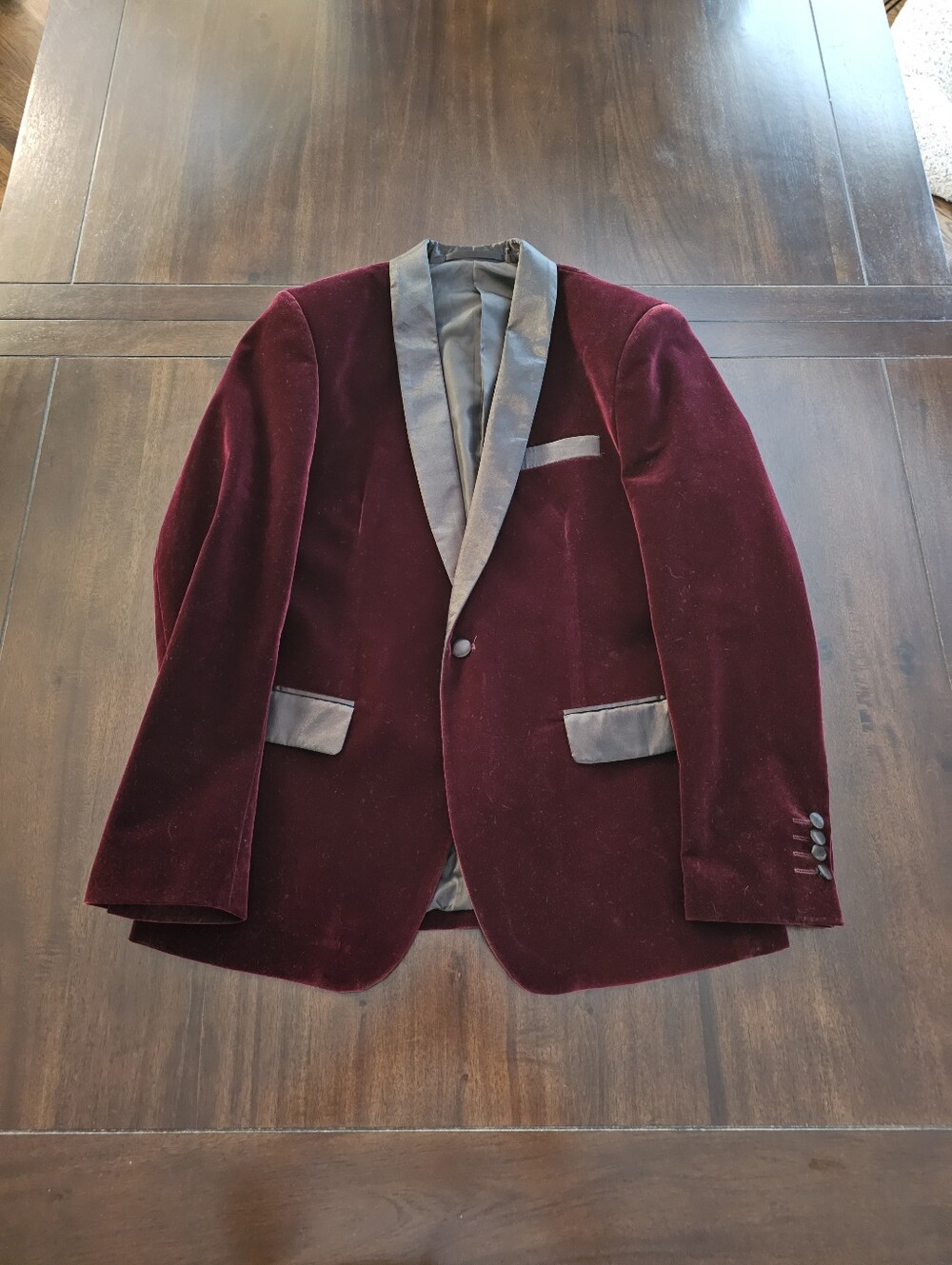 Dobell Maroon Velvet Dinner Jacket Size 40R